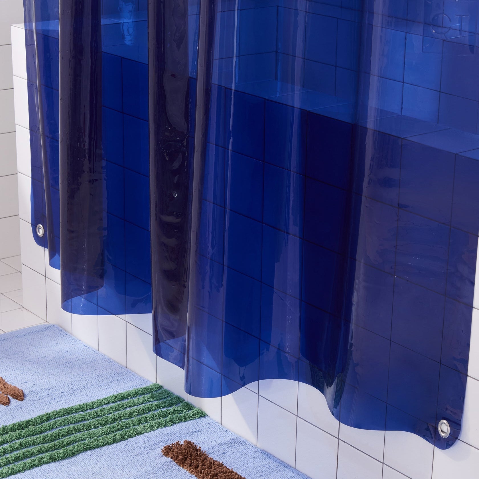Sun Shower, Navy