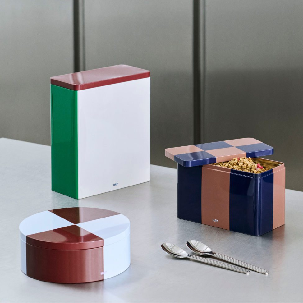Tin Container, XL, Off-White/Burgundy/Green