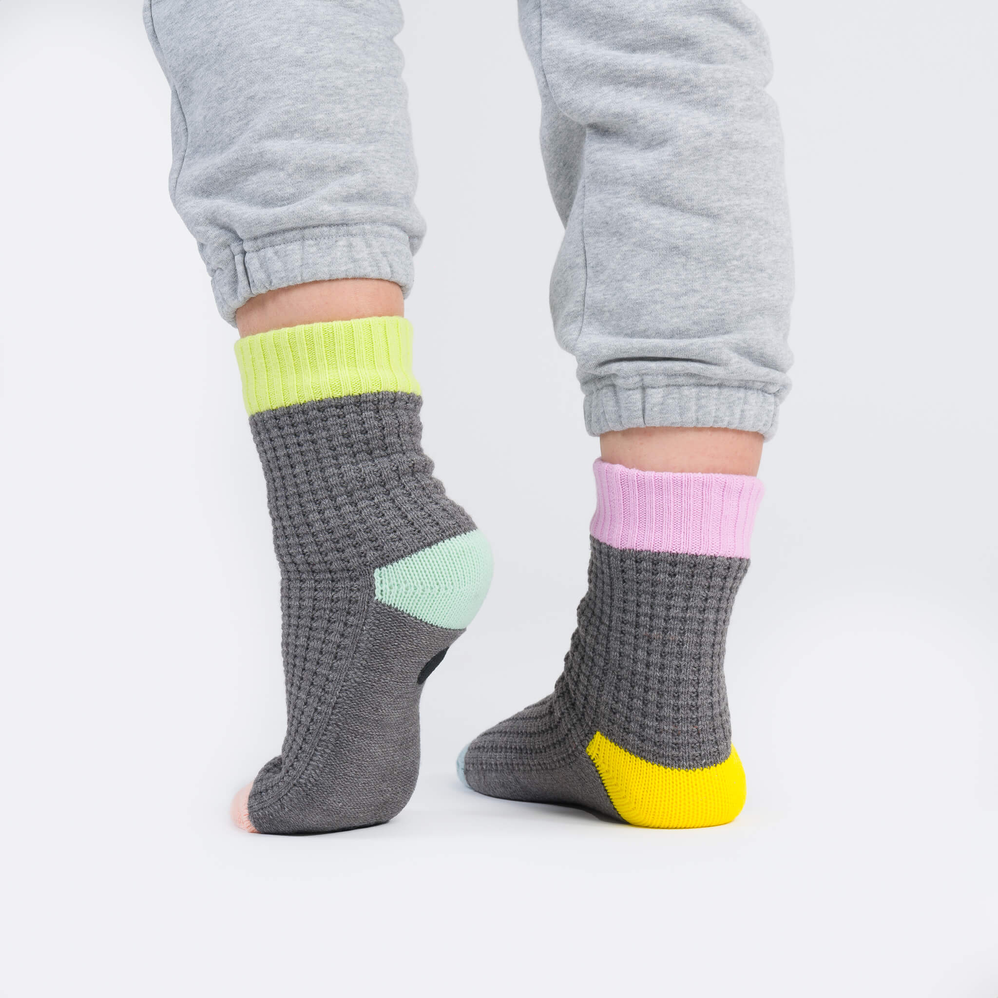 Spot Knit House Socks | Grey / S/M