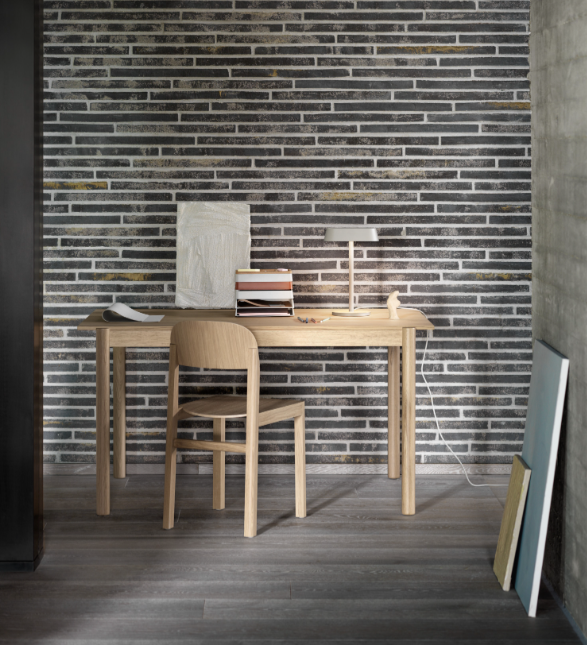 Linear Table Light, Grey