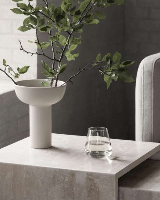 Miyabi Vase, Moonbeam