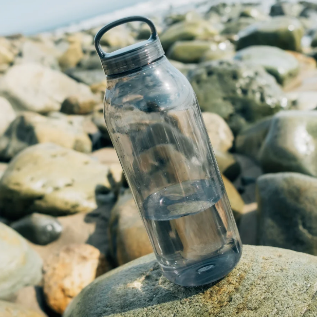 Kinto Water Bottle 950ml, Smoke