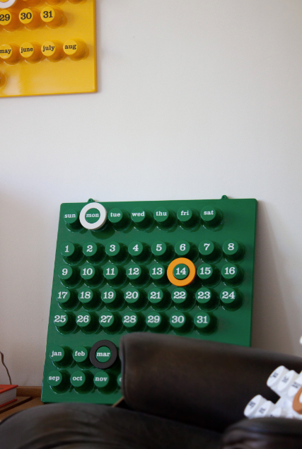 Ring a Date Calendar, Green – vancouver special