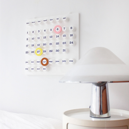 Ring a Date Calendar, White