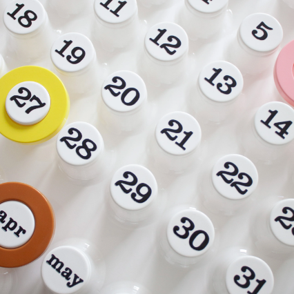 Ring a Date Calendar, White – vancouver special
