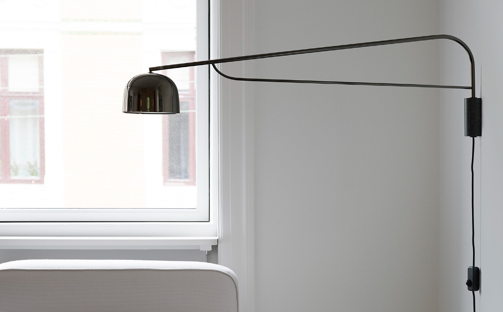 Grant Wall Lamp 111cm Black