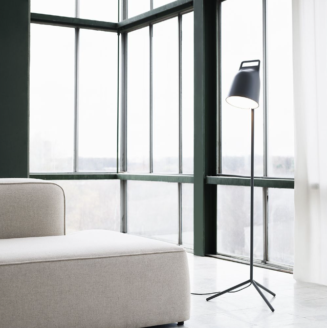 Stage Floor Lamp US, White