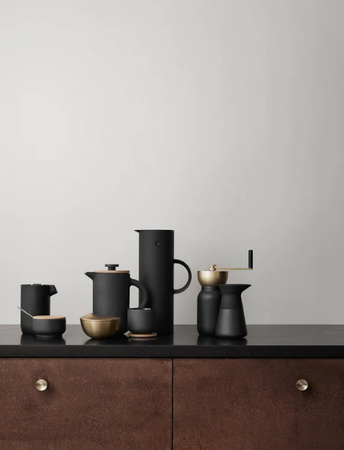 Theo Sugar Bowl, Black