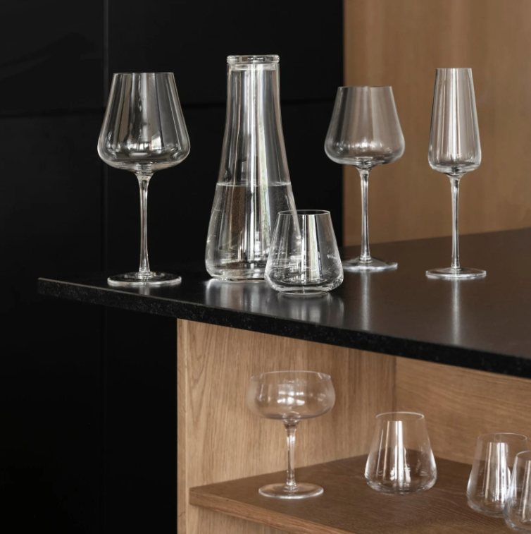 Belo Water Carafe