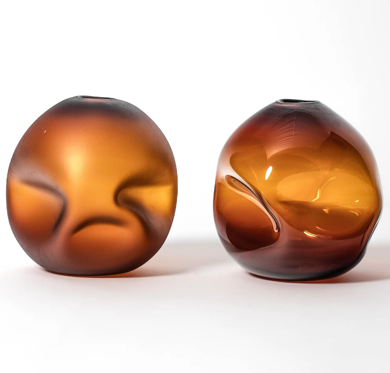 Pebble Vase Medium 6", Amber