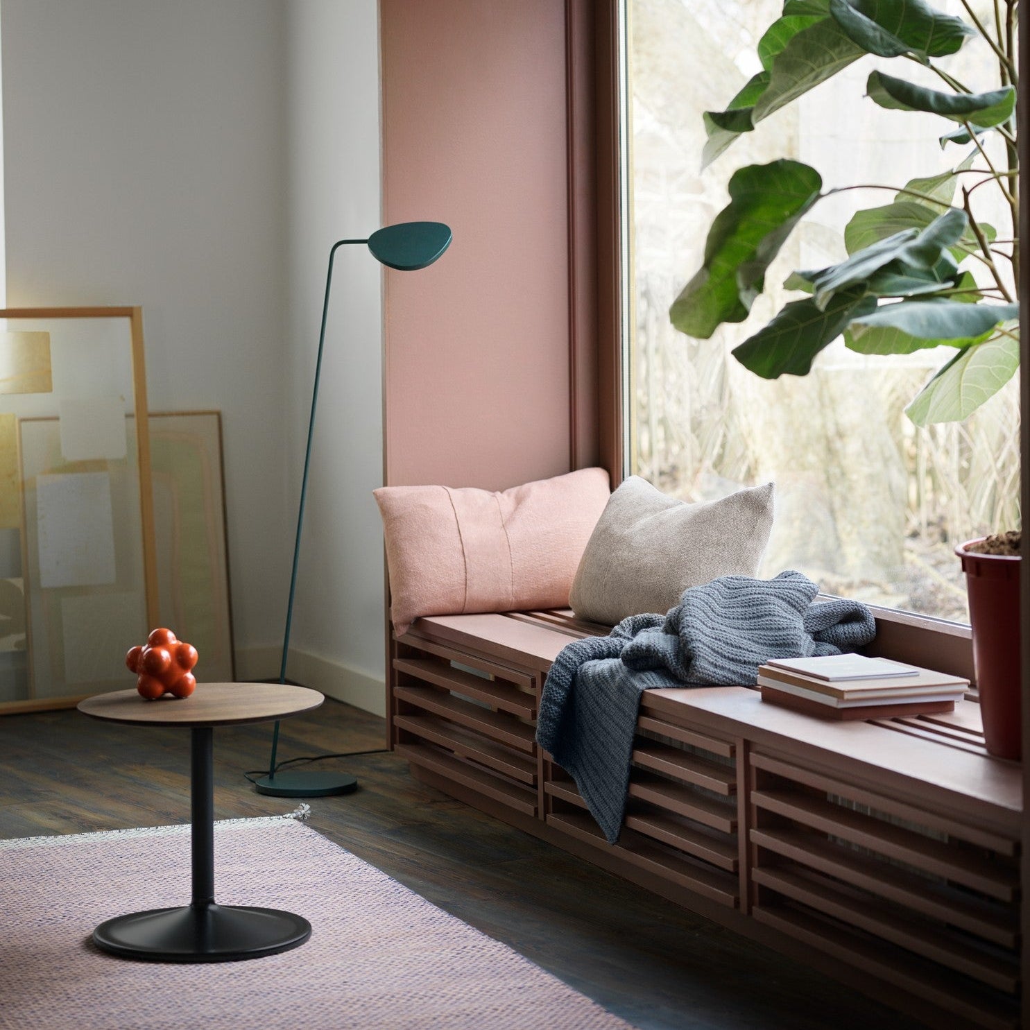 Leaf Floor Lamp, Dark Green