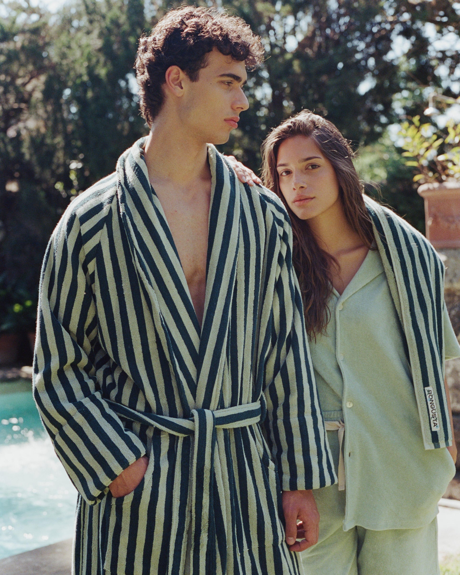 Naram Bathrobe, Sea Foam/Deep Teal