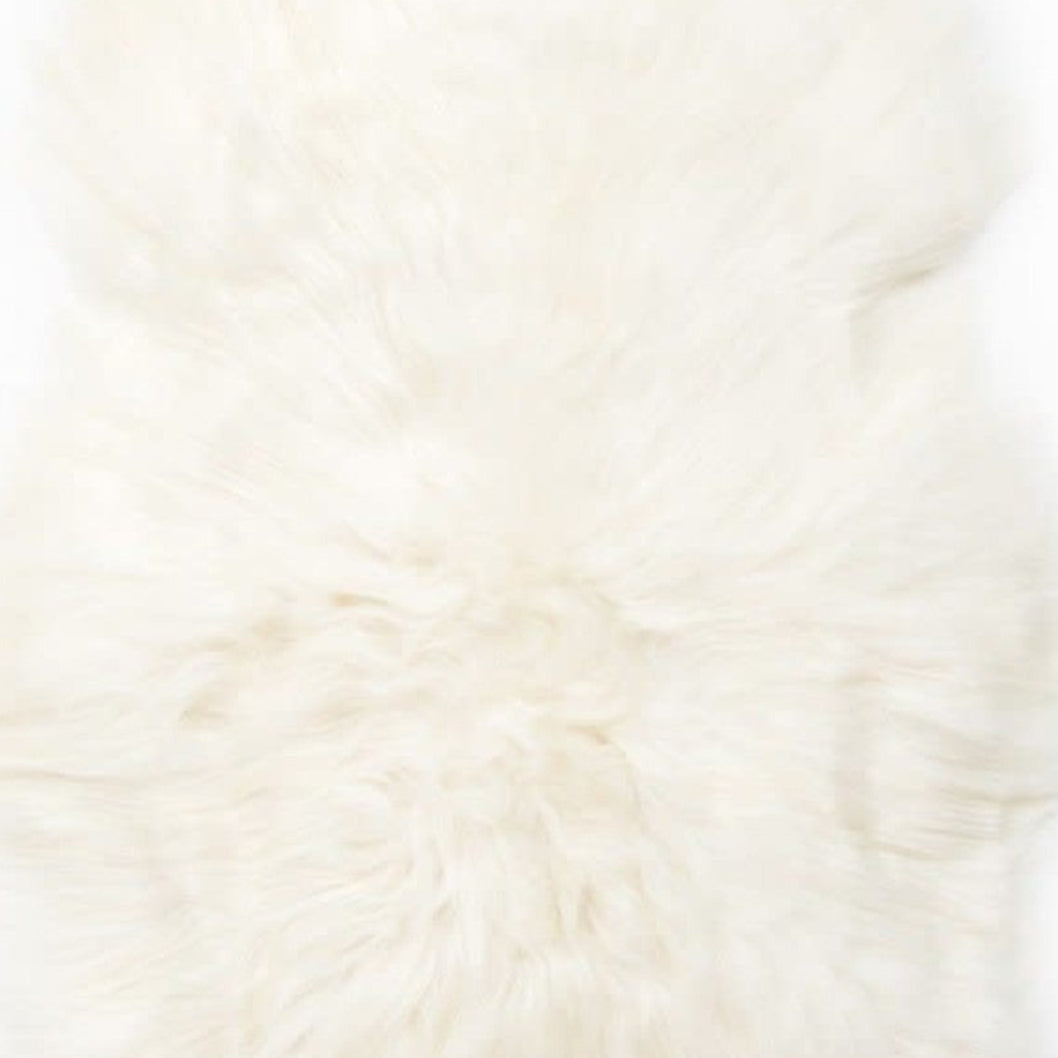 White Icelandic Sheepskin, Medium