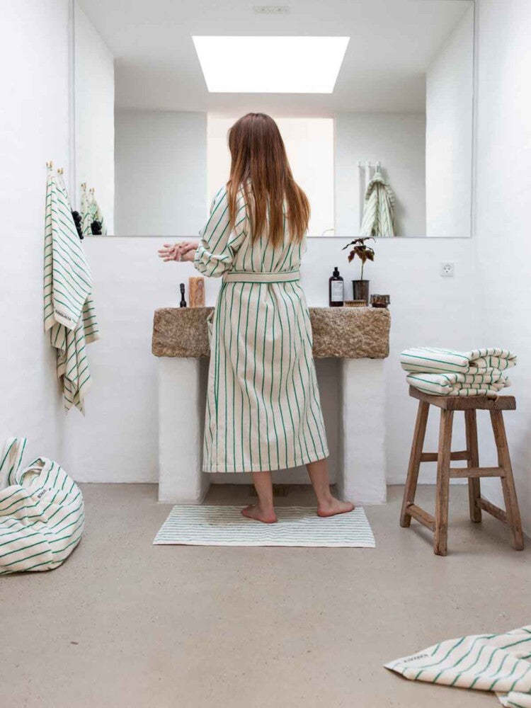 Naram Bathrobe, white/grass