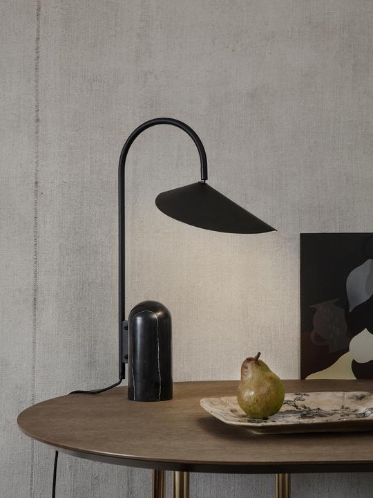 Arum Table Lamp, Black