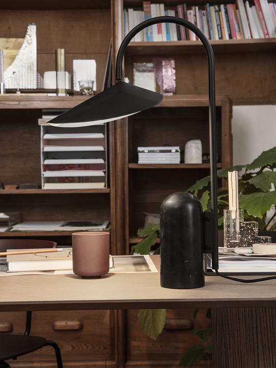 Arum Table Lamp, Black