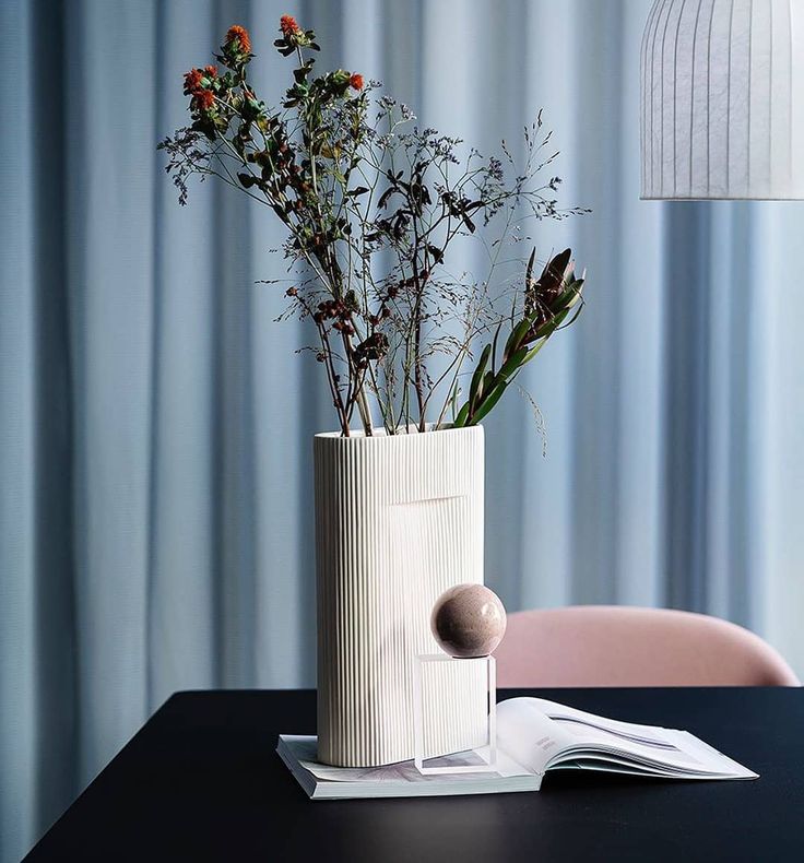 Ridge Vase, Off-White, 14"