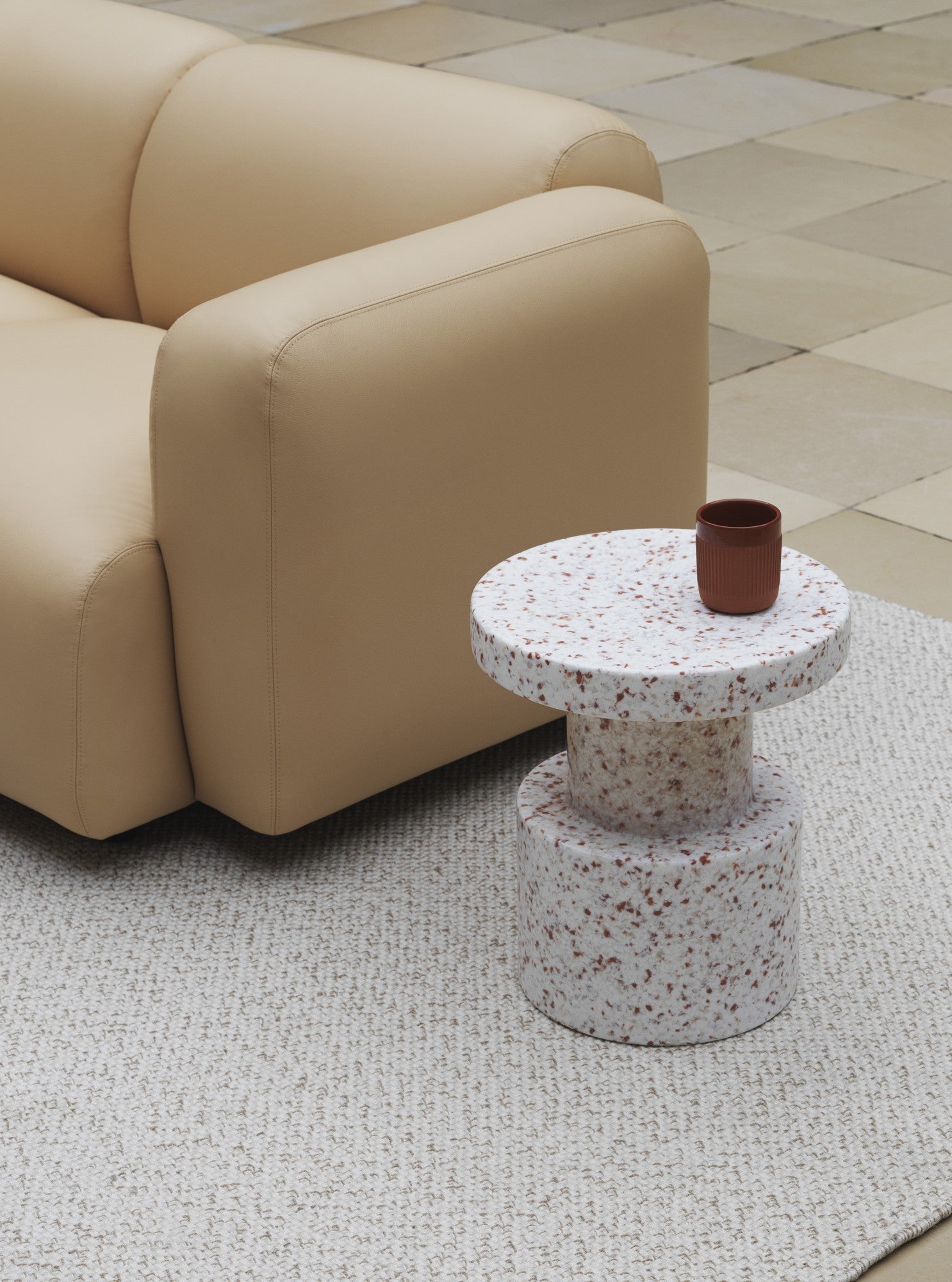 Bit Stool Cone, Black/White