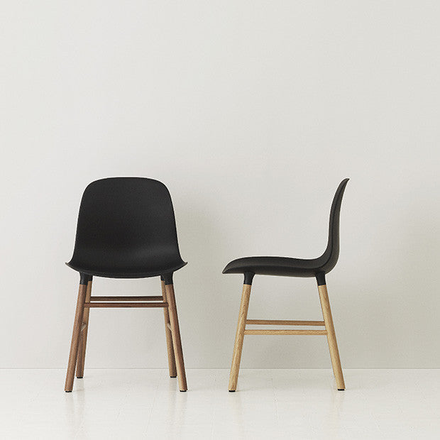 Form Chair, Black/Oak