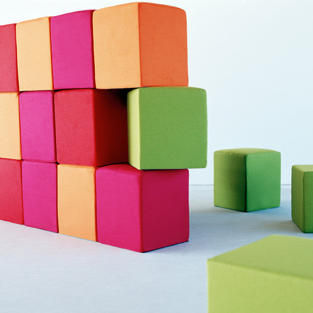 SPACE pouf, 581 purple felt