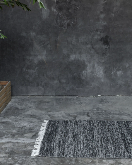 MK Charcoal Carpet, 4'6" x 6'9"