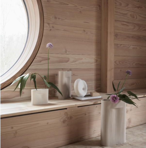 Ridge Vase, Off-White, 19"