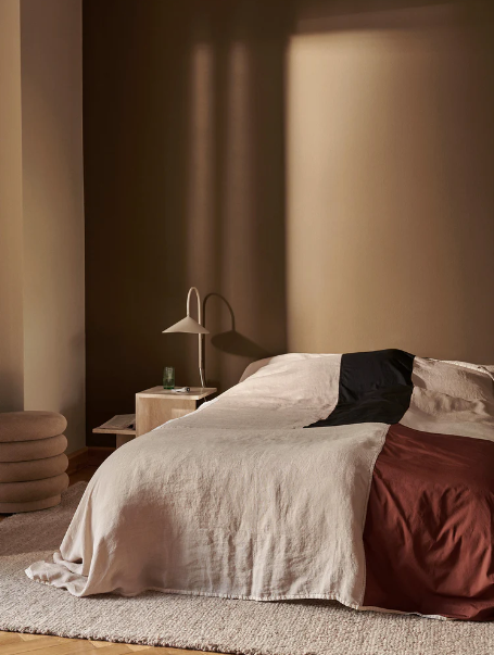 Arum Swivel Wall Lamp, Cashmere