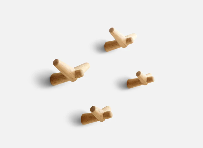 Tail Wing hook (Small), White Pigmented Lacquered Solid Oak