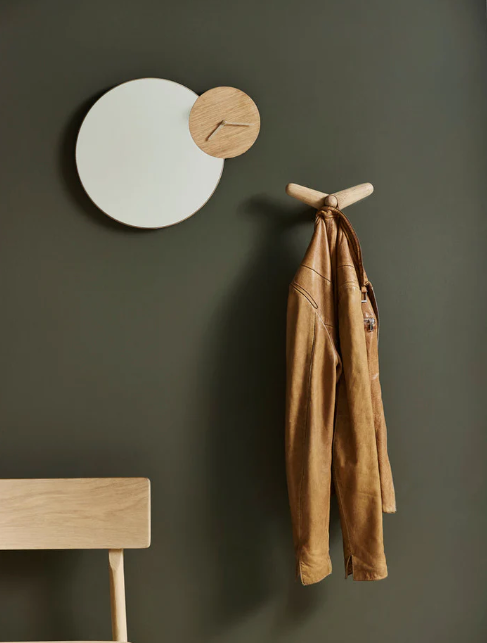 Tail Wing Hook (Medium), White Pigmented Lacquered Solid Oak