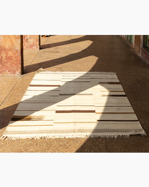 MK Snail carpet, 8' x 10'