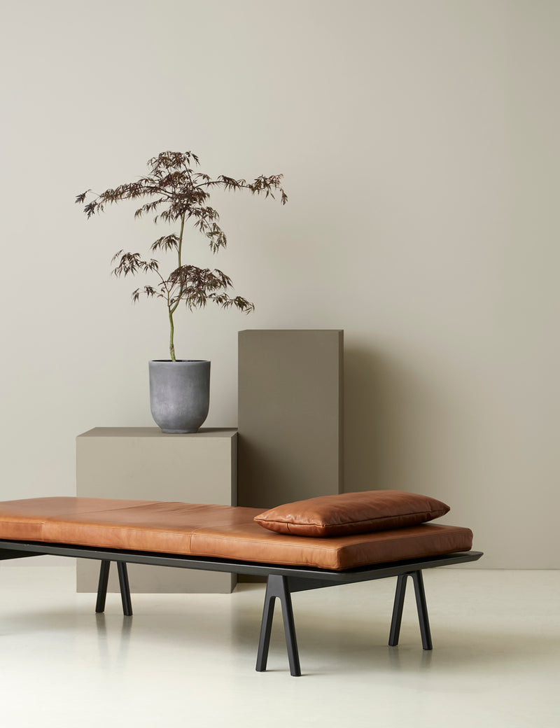Level Daybed, Oak / Black Leather, 190 cm