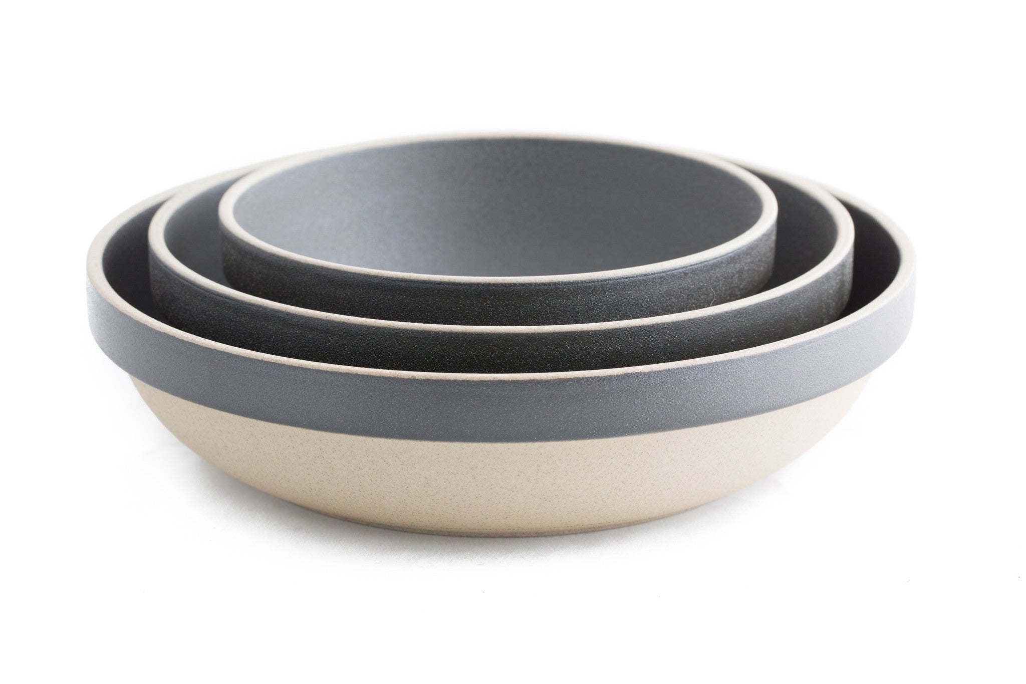 Hasami Round Bowl, 7.25", Black