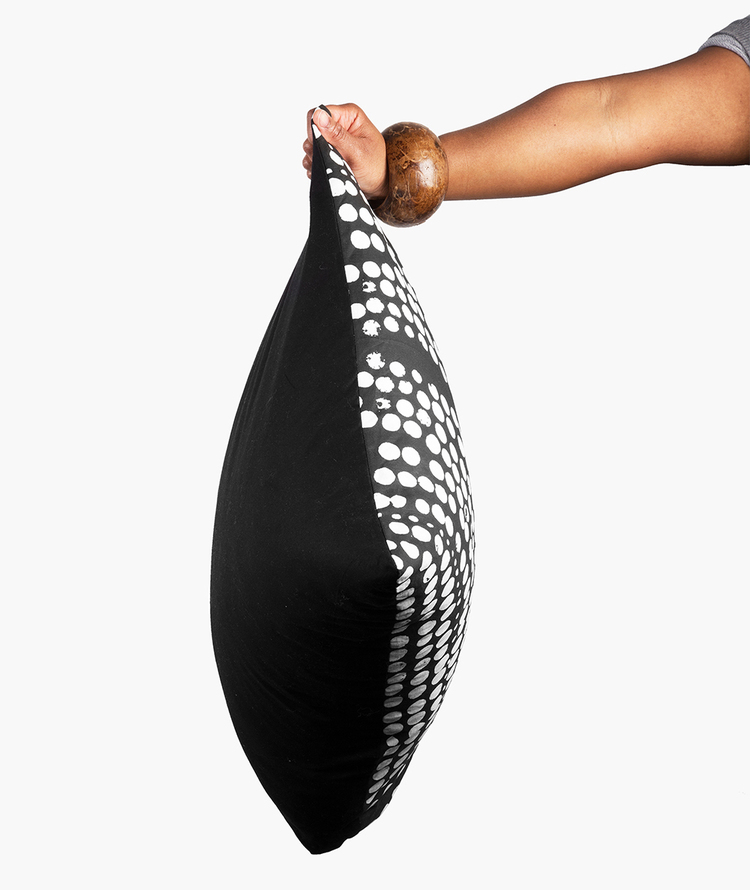 LINED SPOTTED CHARCOAL