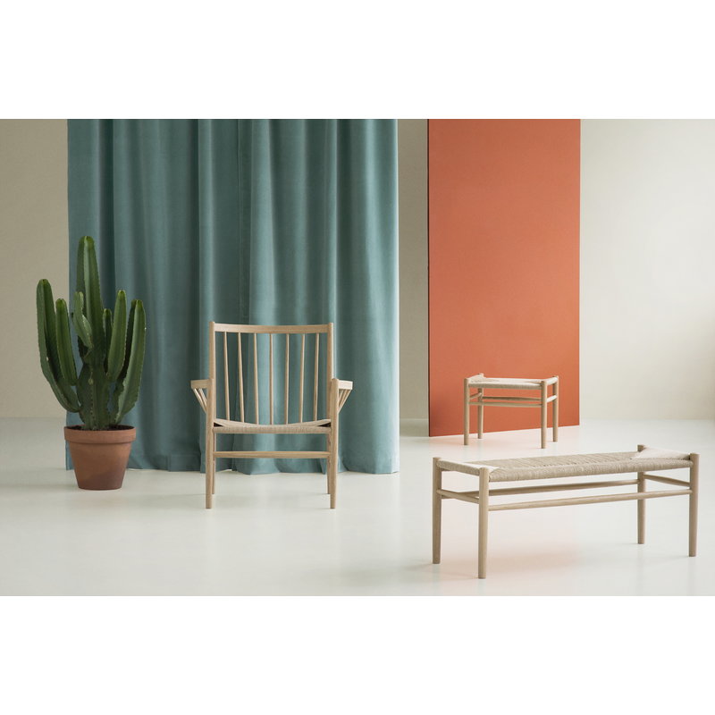 J83B Bench, Black/Natural