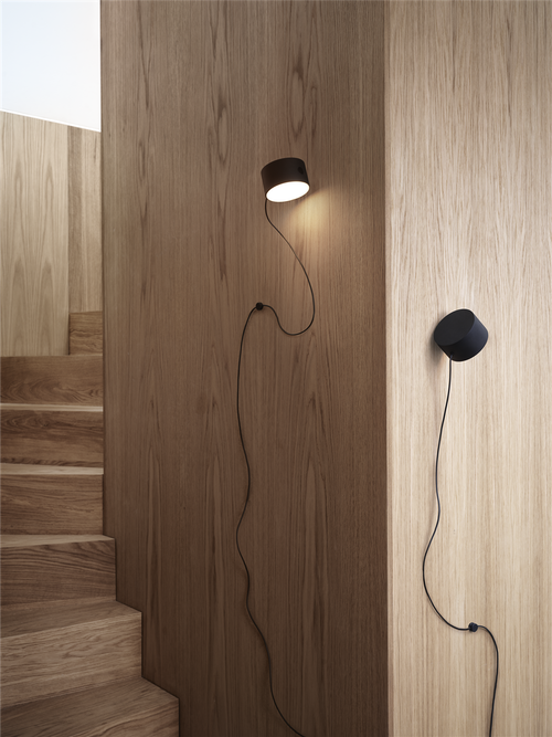 Post Wall Lamp, Black