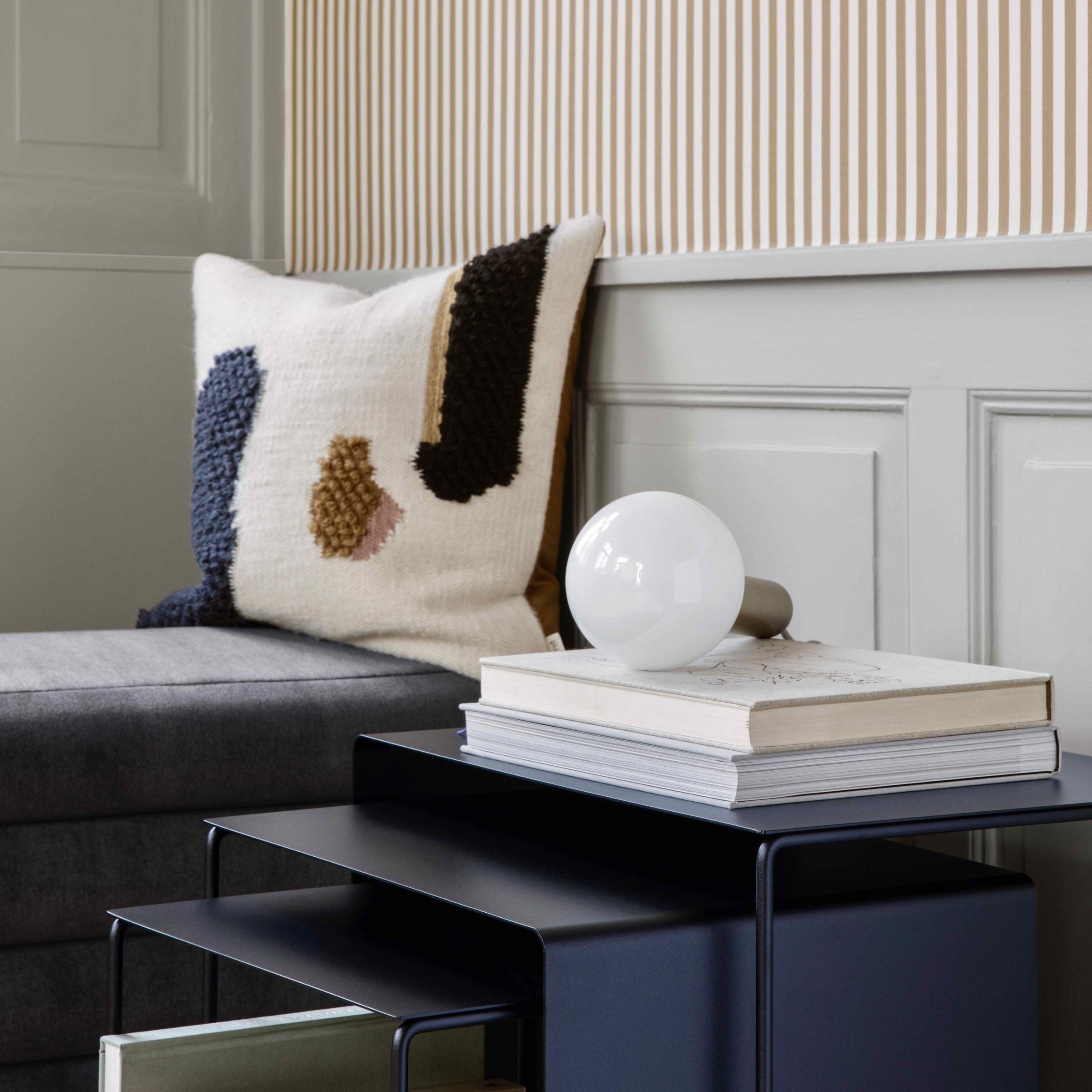 Loop Cushion - Mount