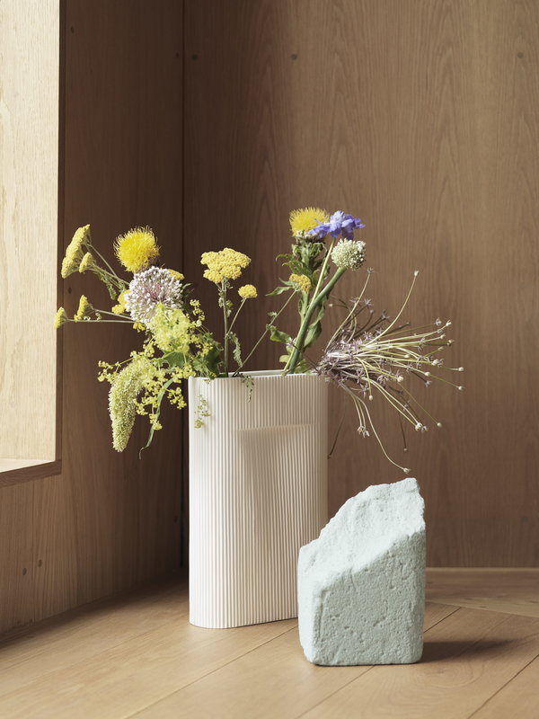 Ridge Vase, Off-White, 14"